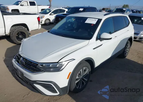 2023 Volkswagen Tiguan 2.0T S z USA, uszkodzony, nr VIN 3VVRB7AX3PM018166